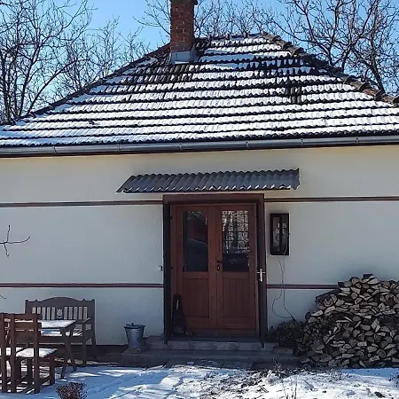 Marokahegy Lägenhet