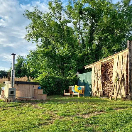 Marokahegy Lägenhet